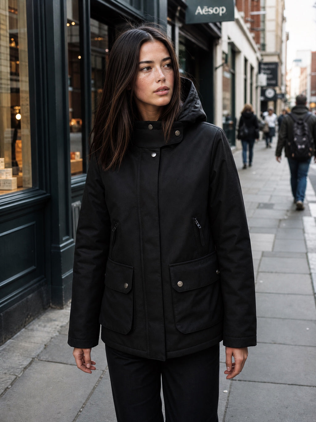 4021O00142ED WINDSOR Black