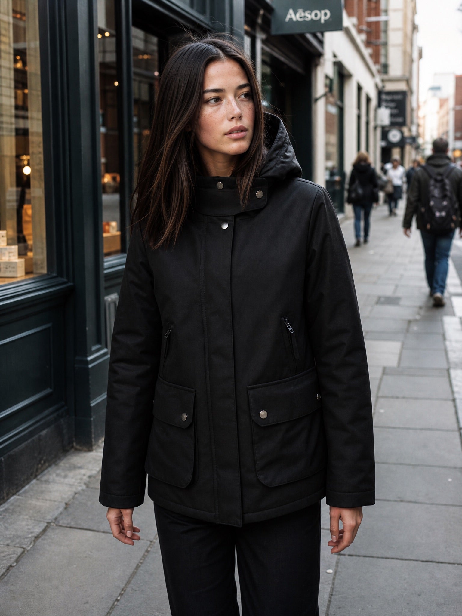 4021O00142ED WINDSOR Black